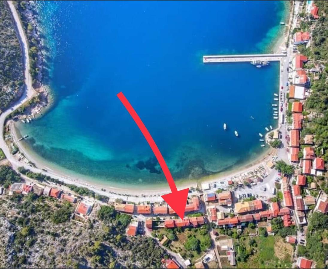 @Trstenik Trstenik  Buitenkant foto